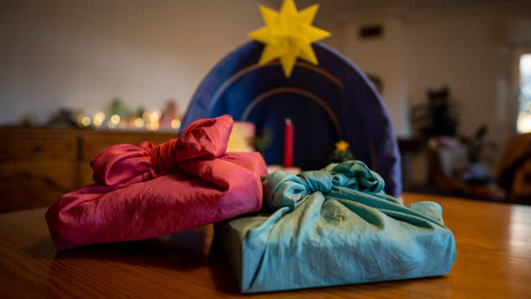 5 Tips for a Stress-Free Handmade Holiday Gift Season